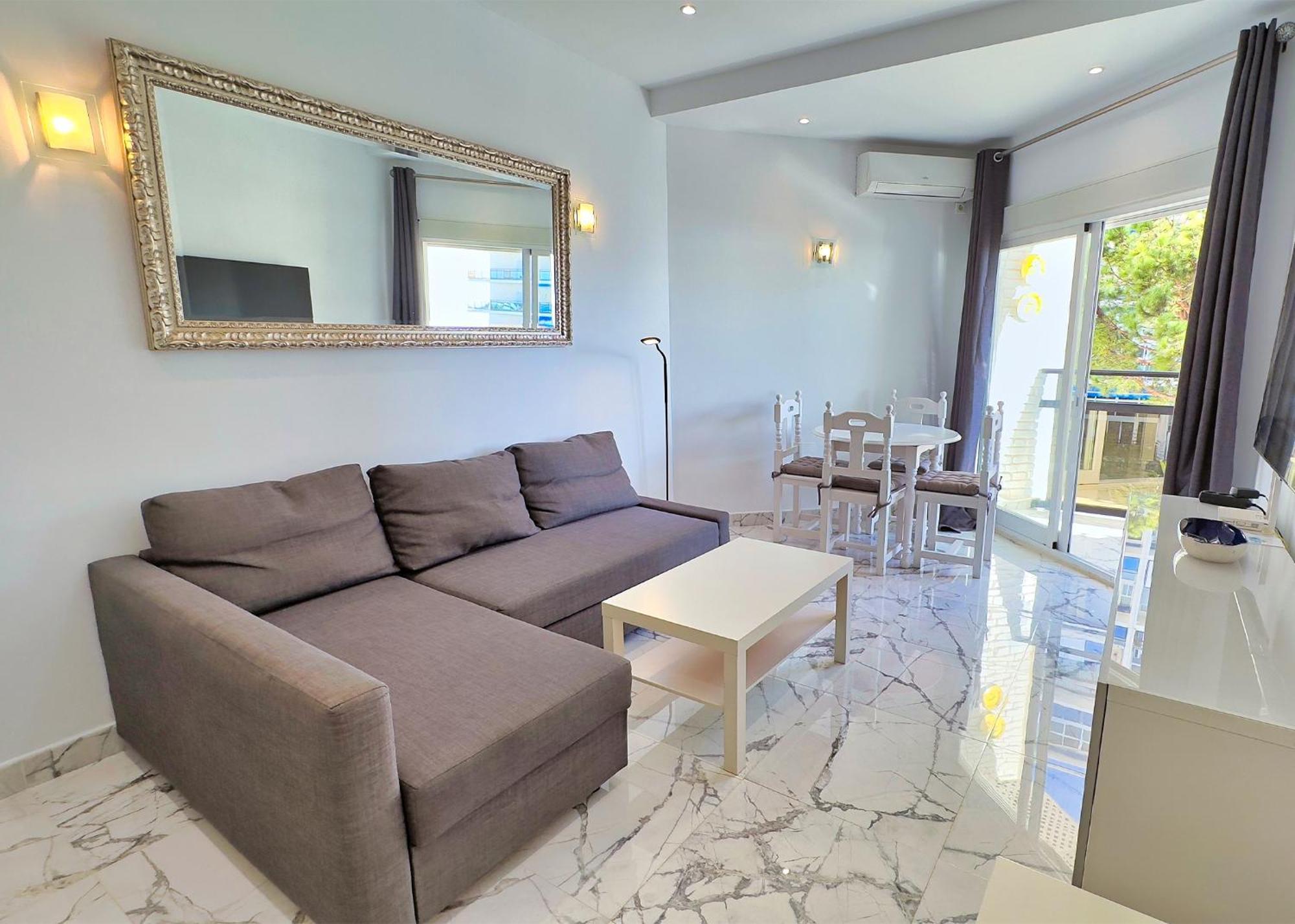 Skol 424 Stunning One-bedroom With Sea Views Appartement *